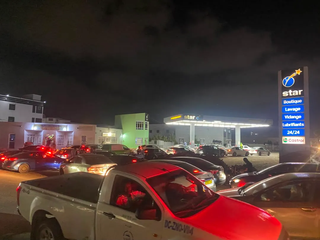 وزارة الطاقة: أزمة البنزين في نواكشوط مؤقتة والشحنة الجديدة دخلت شبكة التوزيع