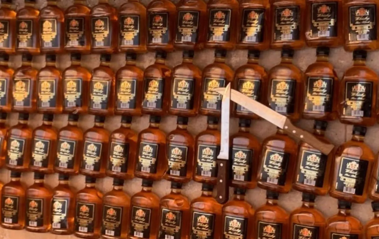 الدرك يوقف 13 شخصًا ويضبط 218 قنينة خمر ومواد مخدرة بنواكشوط