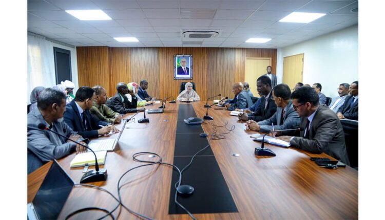 تحضيريا للسنة الدراسية المقبلة … وزيرة التربية تجتمع بديوانها و الطواقم التربوية