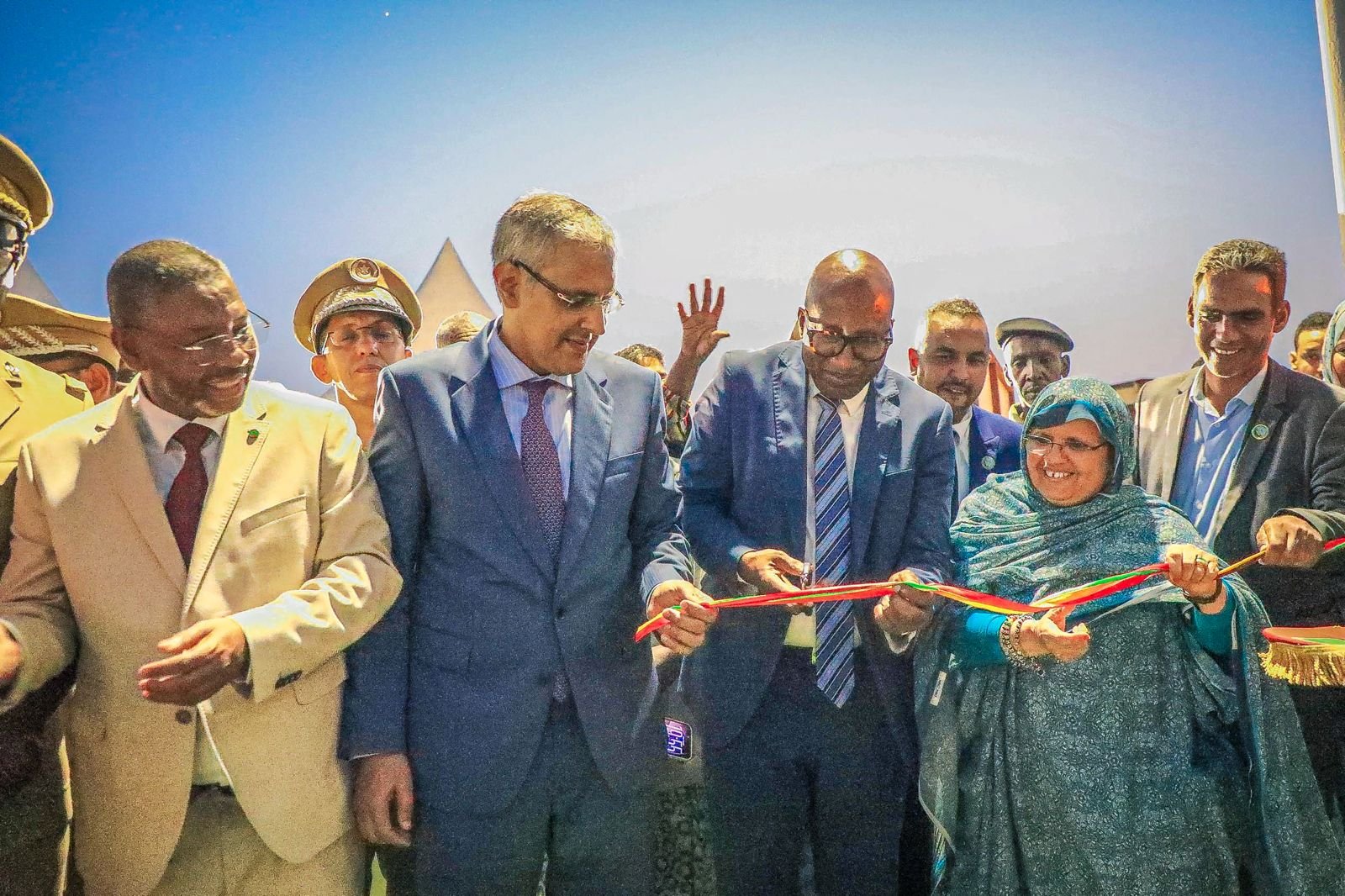 تدشين مشروع لإعادة تأهيل الإنارة بالطاقة الشمسية في حي النزاهة بنواكشوط