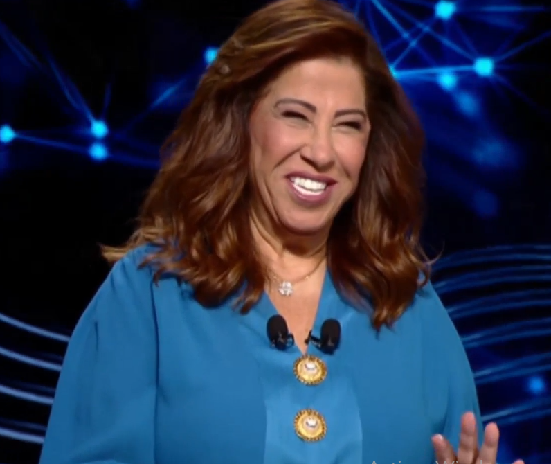 المنجمة ليلى عبد اللطيف تفتح «دفتر التوقعات» من جديد.. حروب وأزمات اقتصادية ومفاجآت من بينها أختفاء”الواتساب”