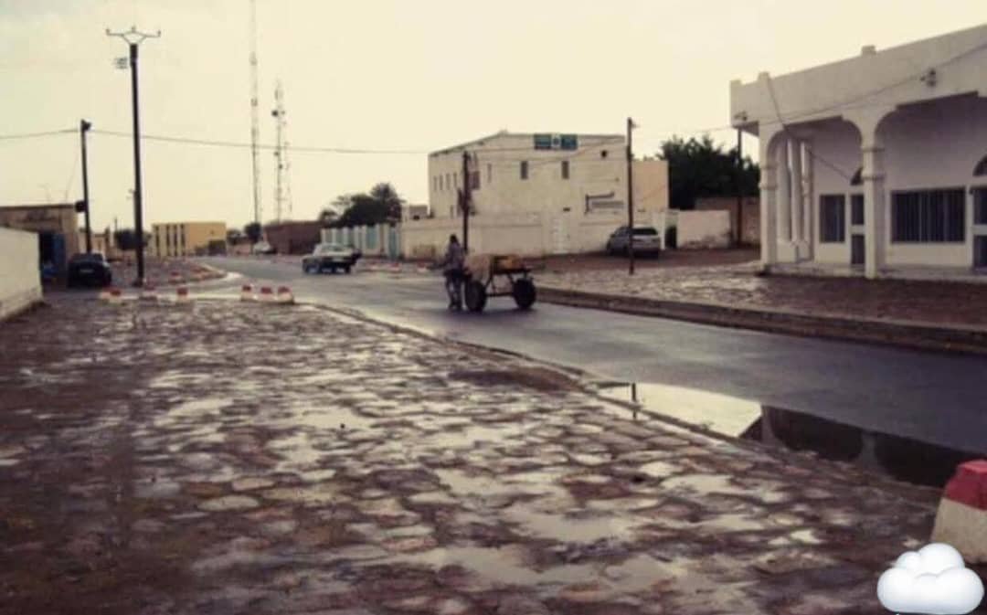 أمطار أطار تربك أول أيام الدراسة.. مياه تتسرب إلى الأقسام وتلاميذ خارج الفصول
